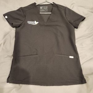 Figs Casma 3 pocket Scrub Top Black with CHLA Embroidery size XS